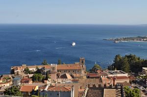 Stai cercando offerte di hotel a Taormina?